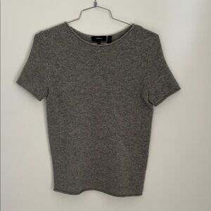 Theory Gray Short Sleeve 100% Cashmere Top Sweater Knit